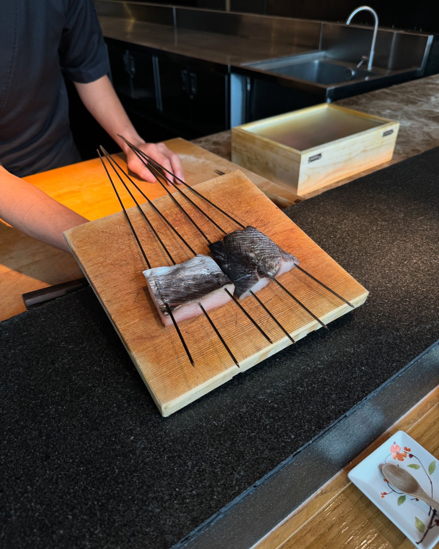 ซาร่า เล็กจ์