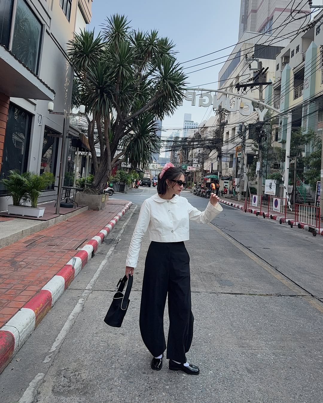 ซาร่า เล็กจ์