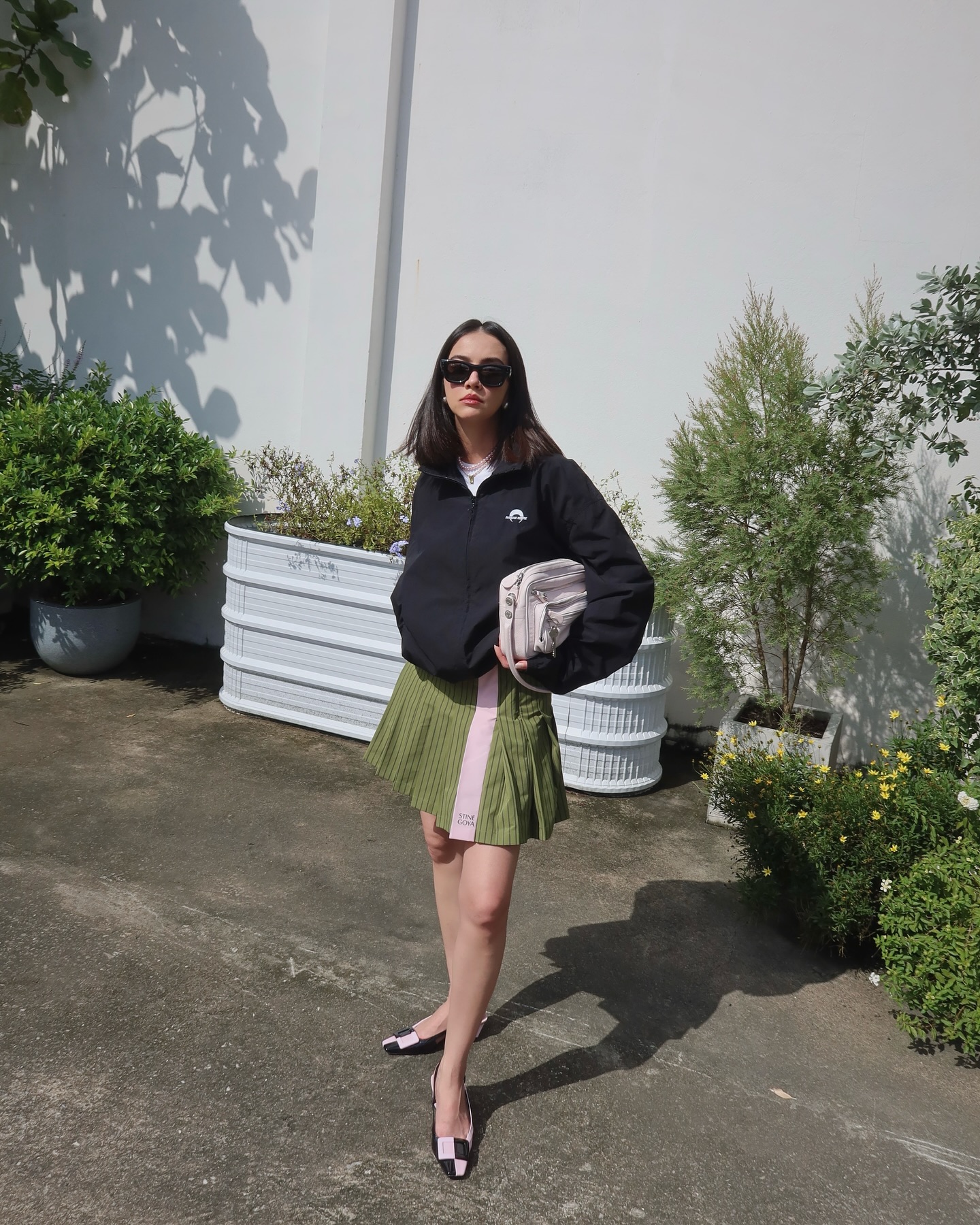 ซาร่า เล็กจ์