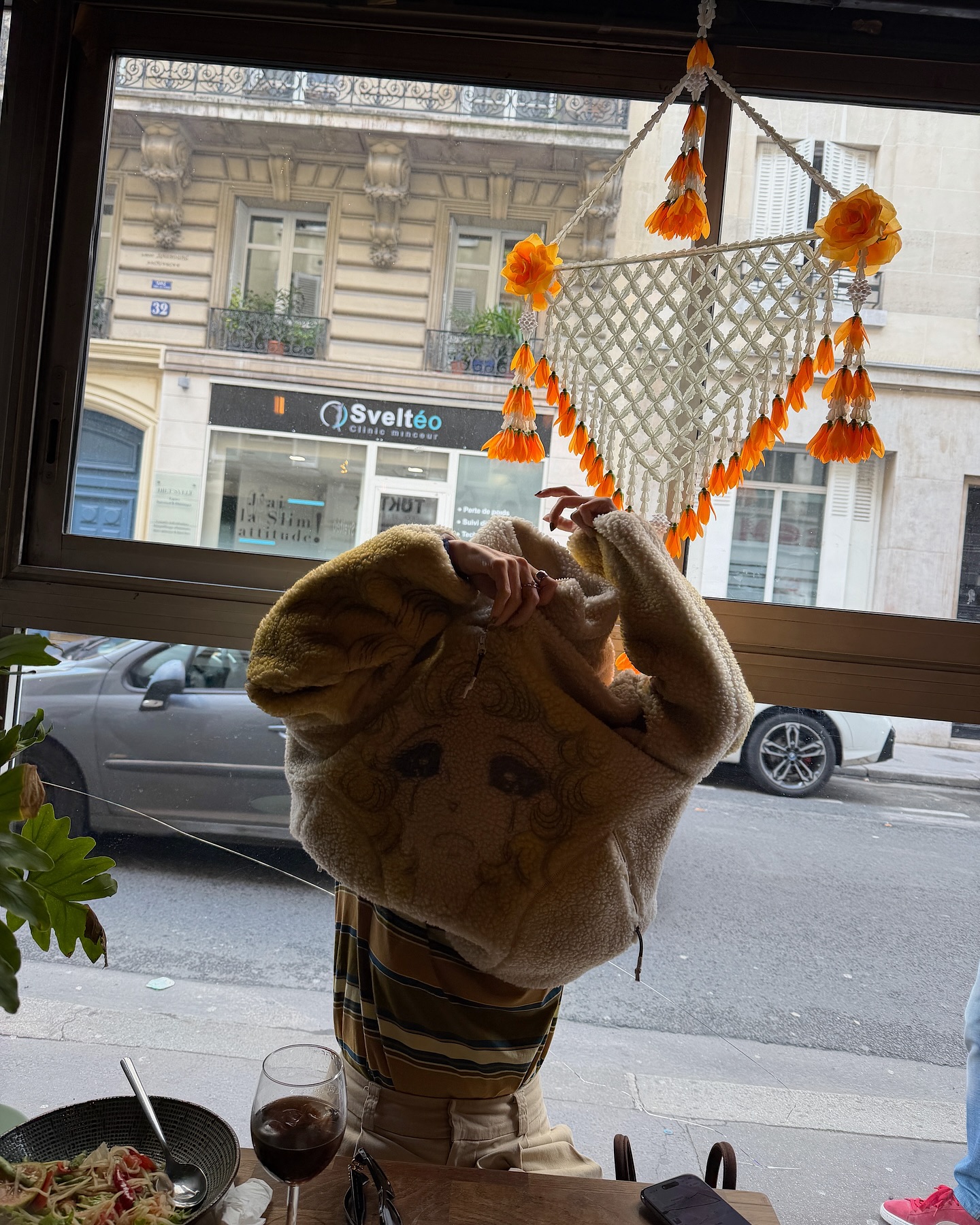 ซาร่า เล็กจ์