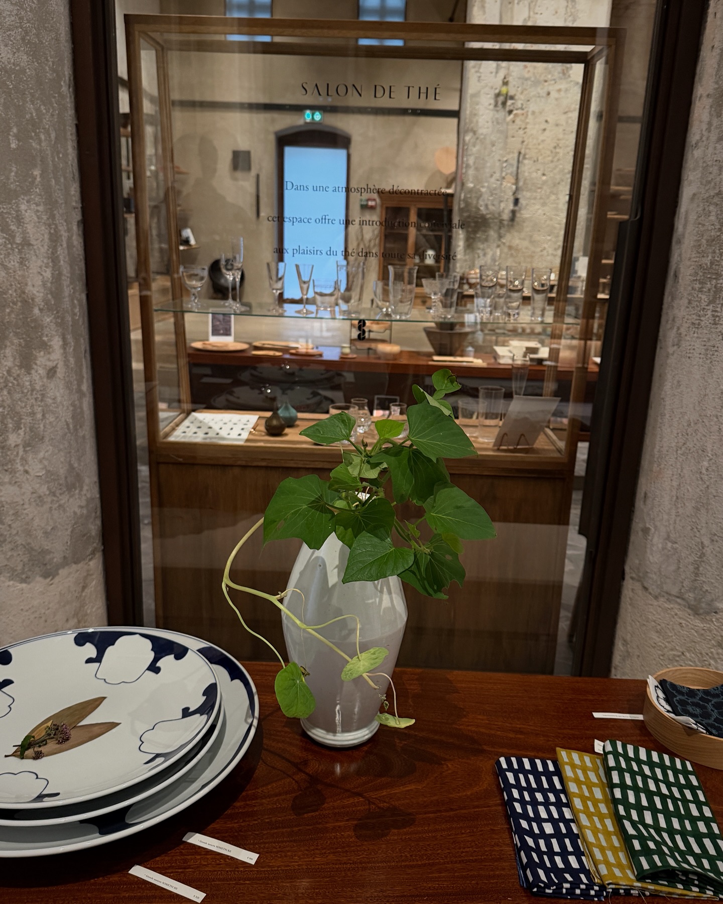 ซาร่า เล็กจ์