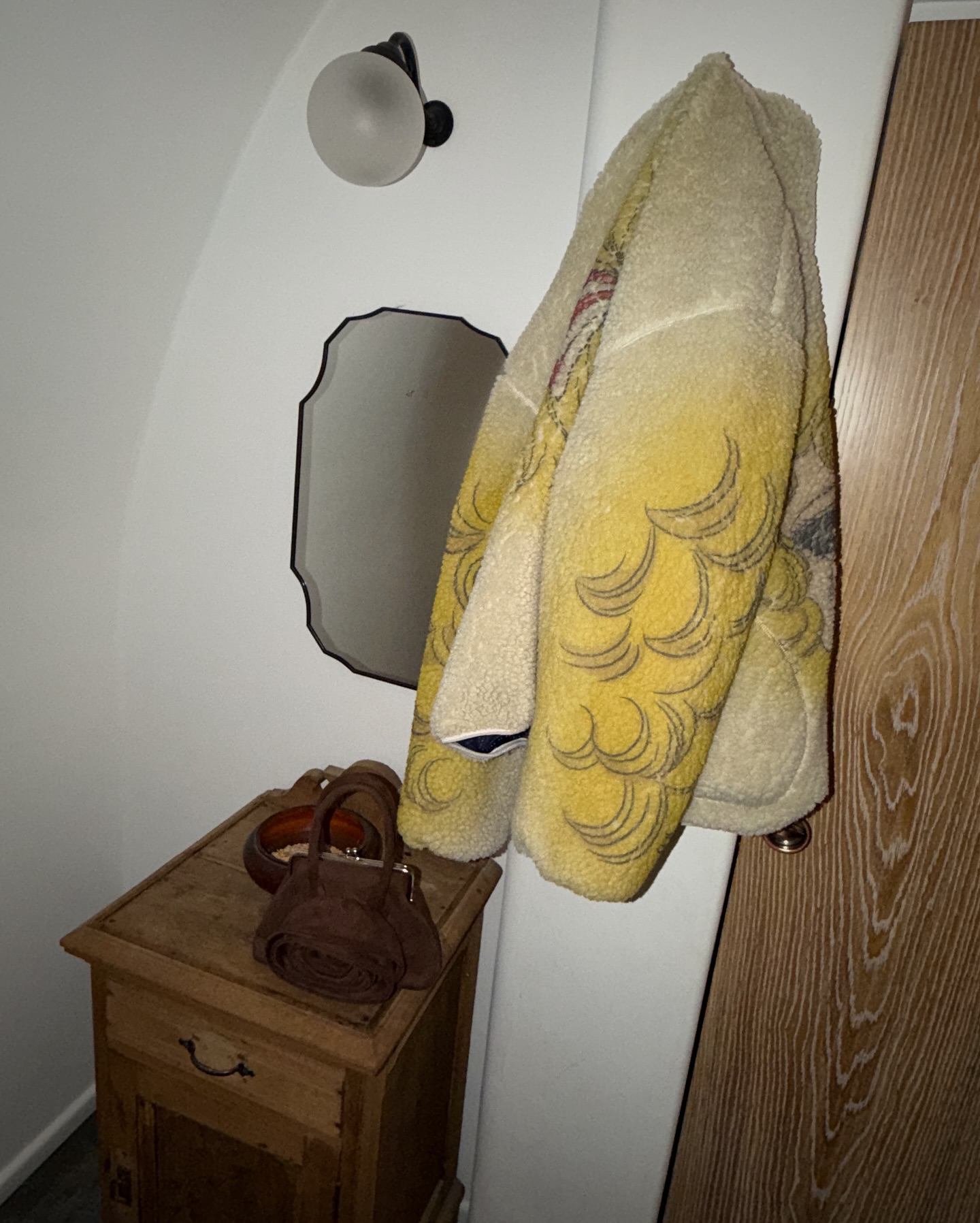 ซาร่า เล็กจ์