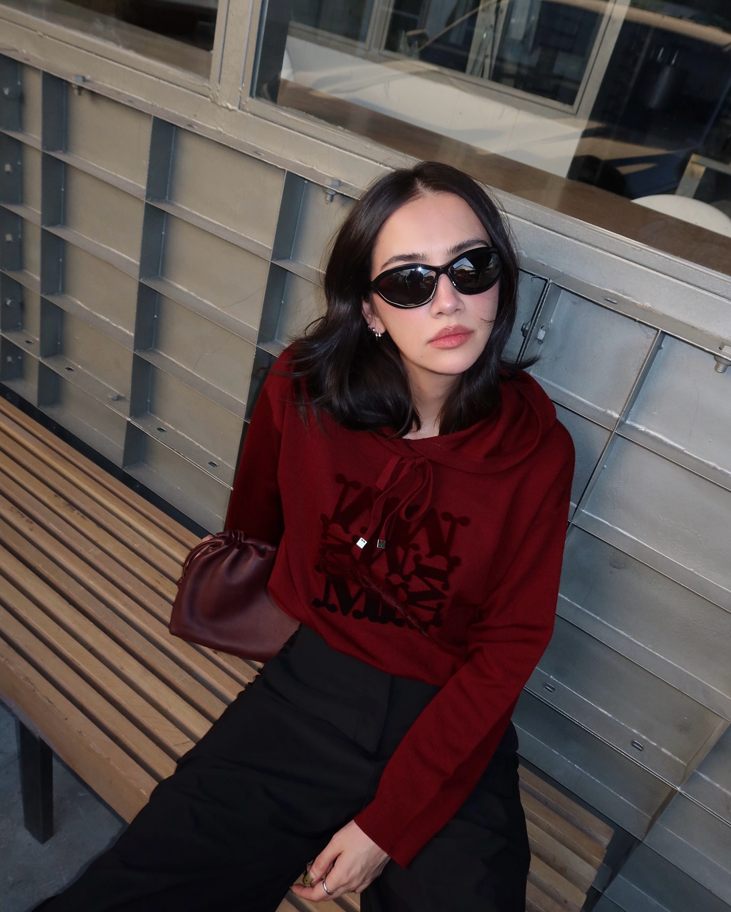 ซาร่า เล็กจ์