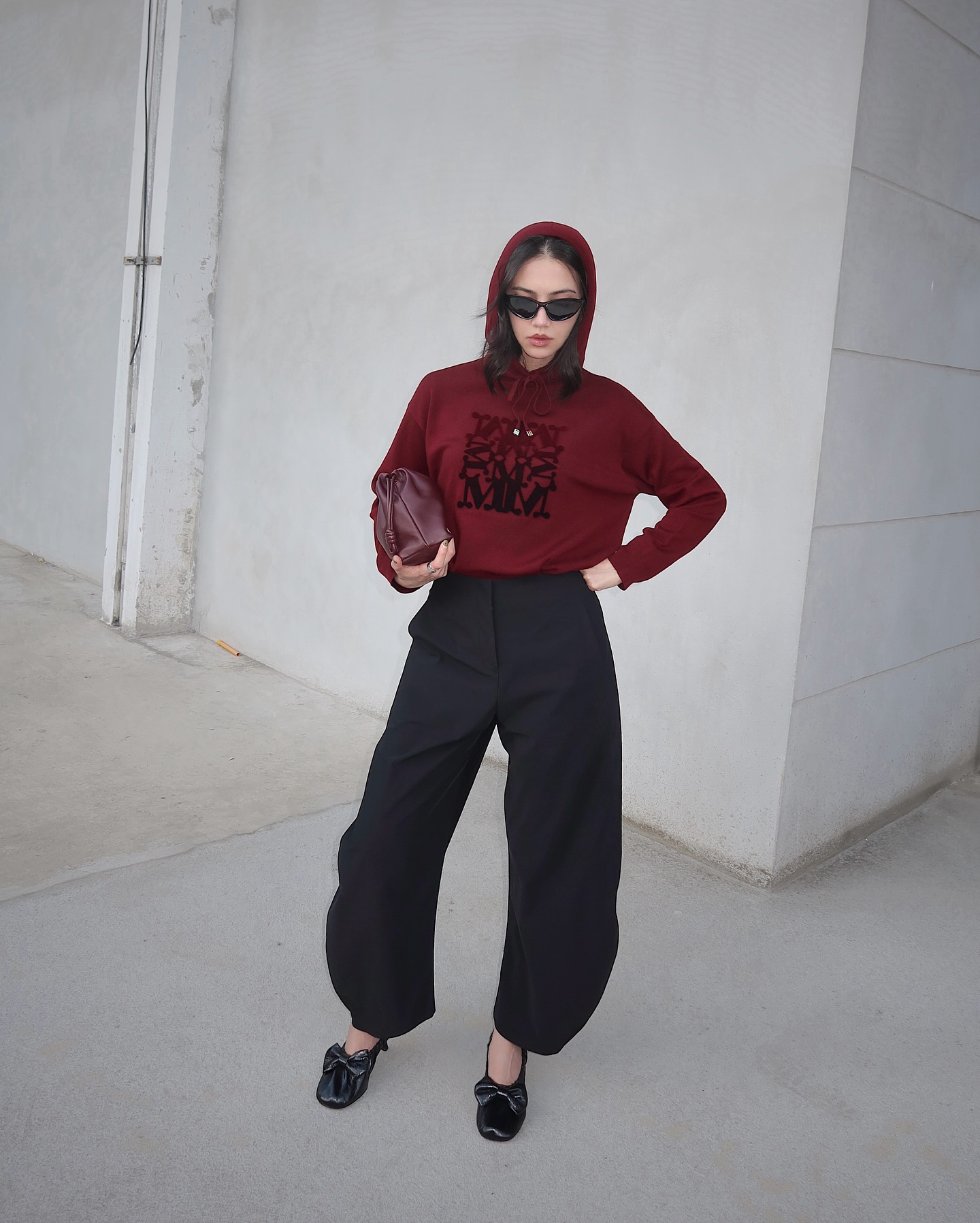 ซาร่า เล็กจ์