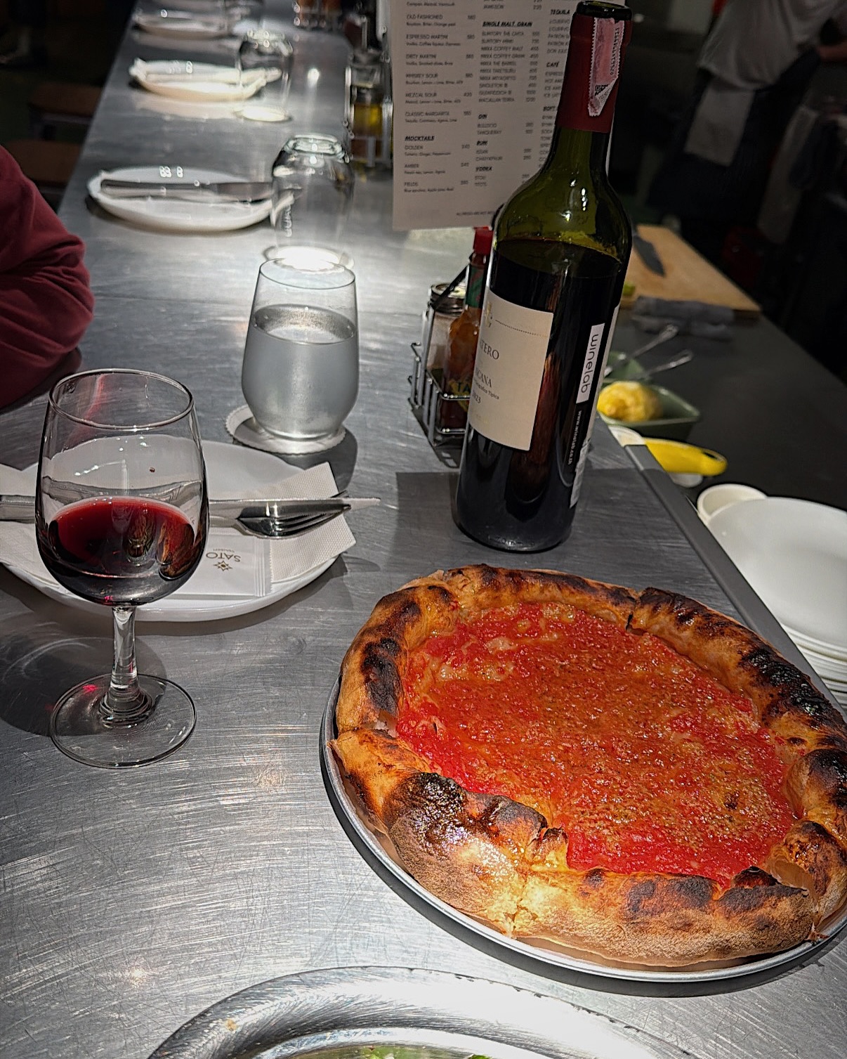 ซาร่า เล็กจ์