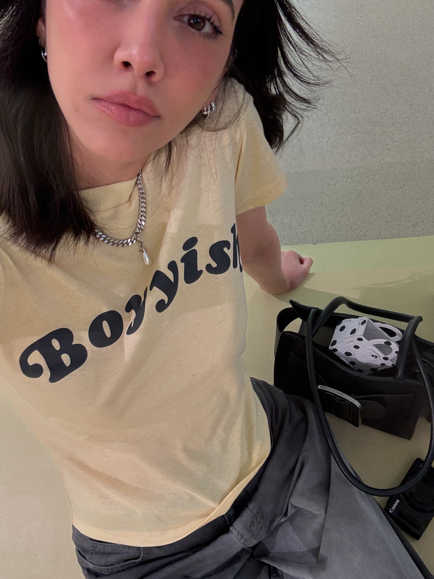 ซาร่า เล็กจ์