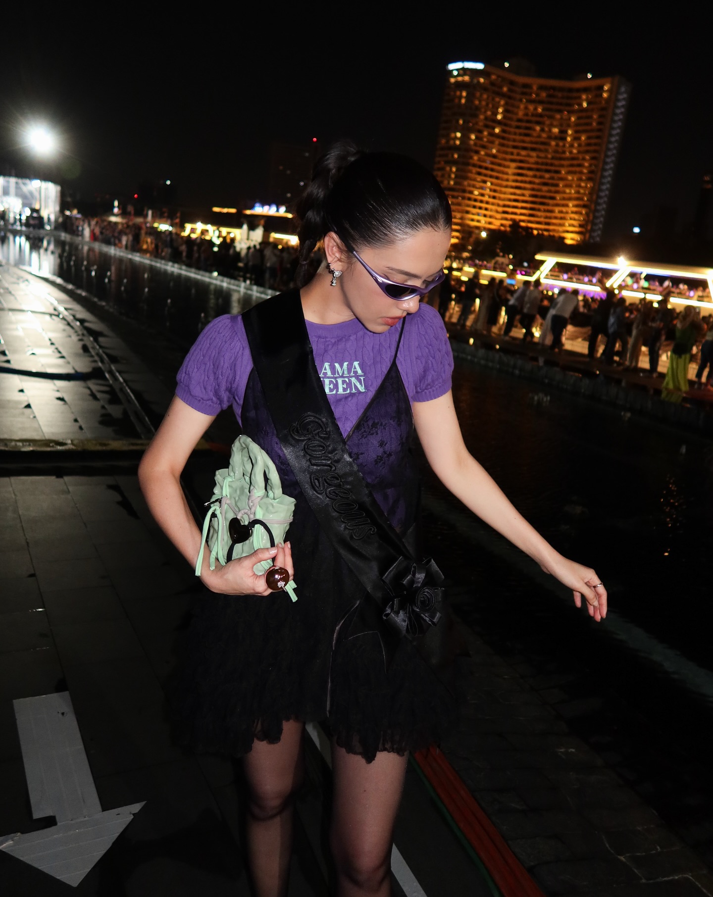 ซาร่า เล็กจ์