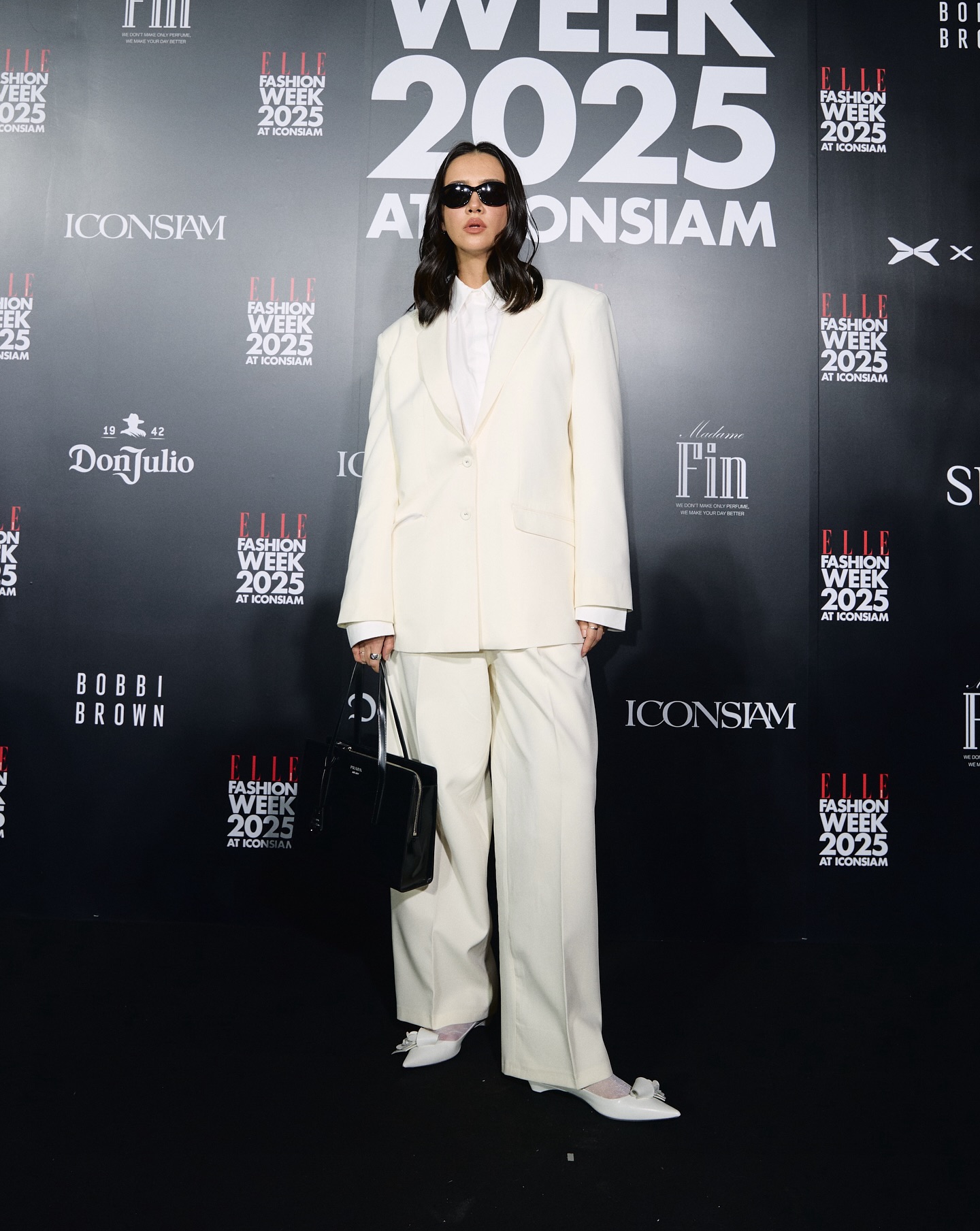 ซาร่า เล็กจ์