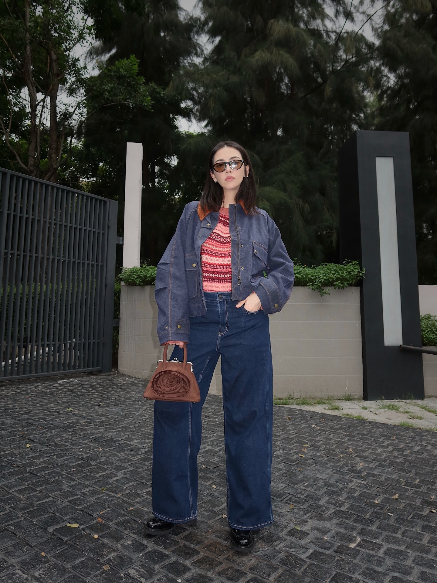 ซาร่า เล็กจ์