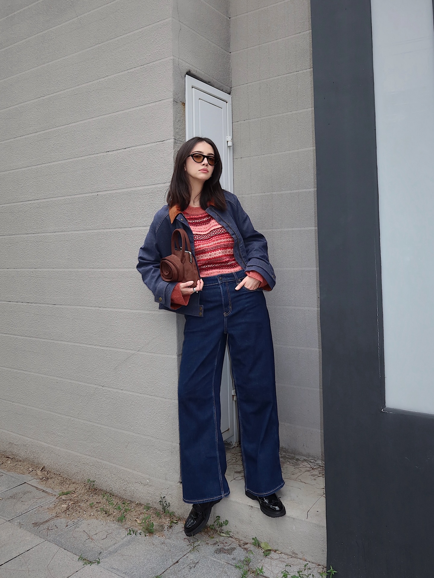 ซาร่า เล็กจ์