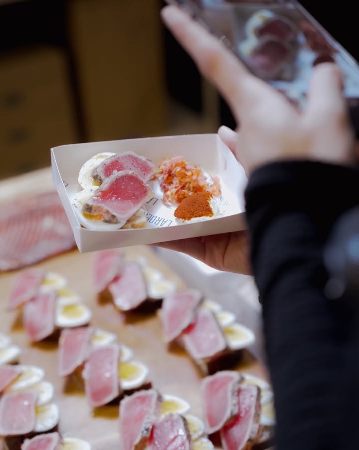 ซาร่า เล็กจ์