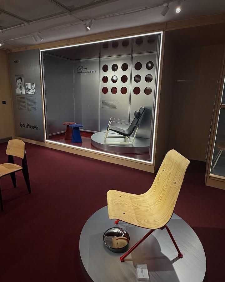 ซาร่า เล็กจ์