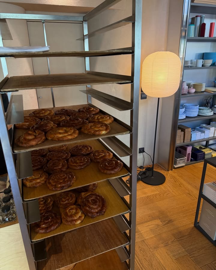 ซาร่า เล็กจ์