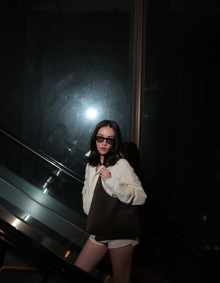 ซาร่า เล็กจ์