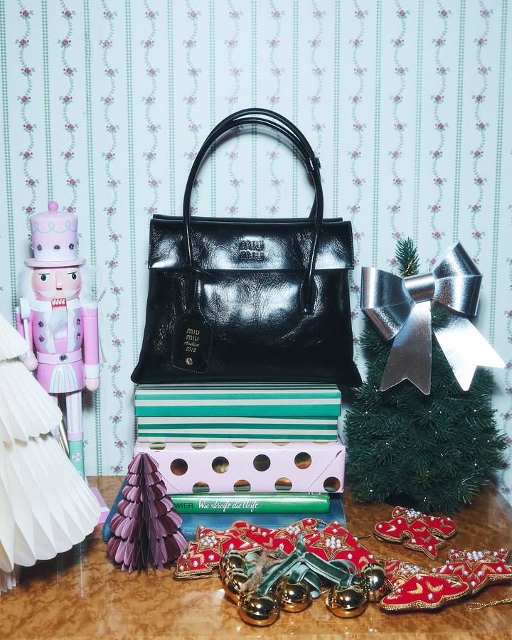 ซาร่า เล็กจ์