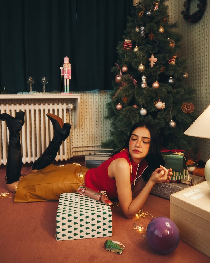 ซาร่า เล็กจ์