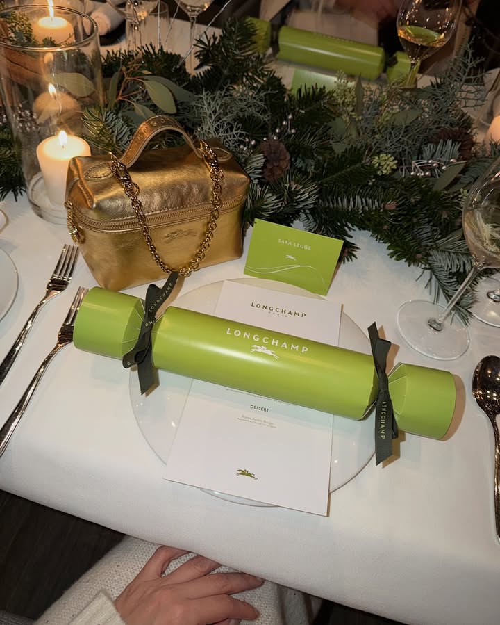 ซาร่า เล็กจ์