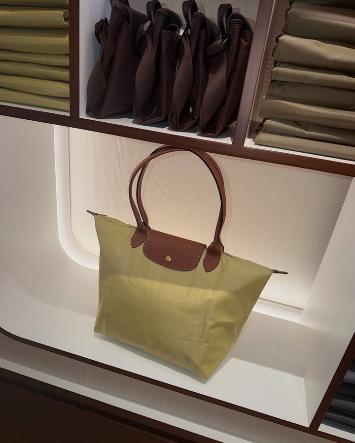 ซาร่า เล็กจ์