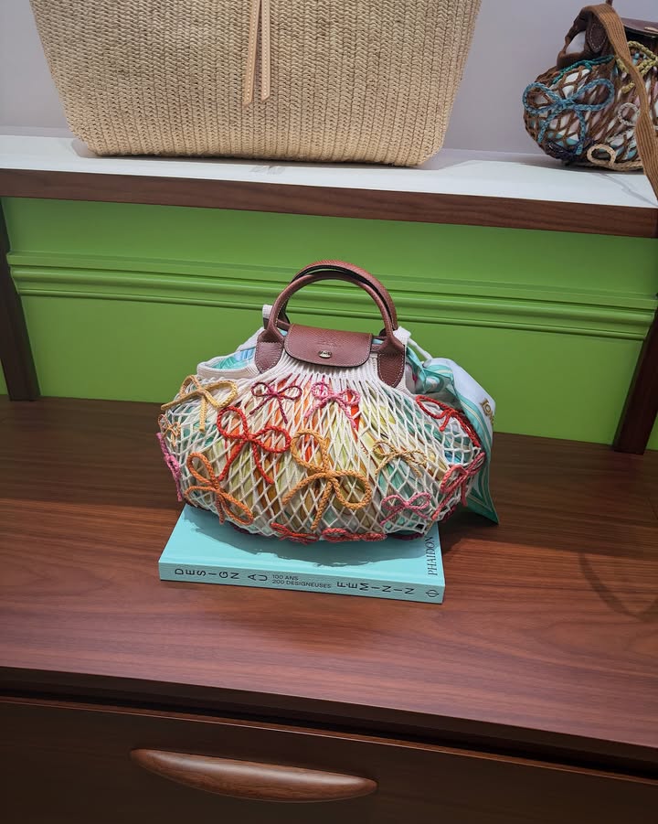 ซาร่า เล็กจ์