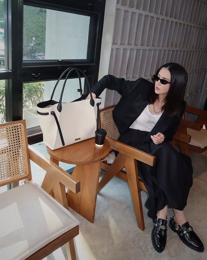 ซาร่า เล็กจ์