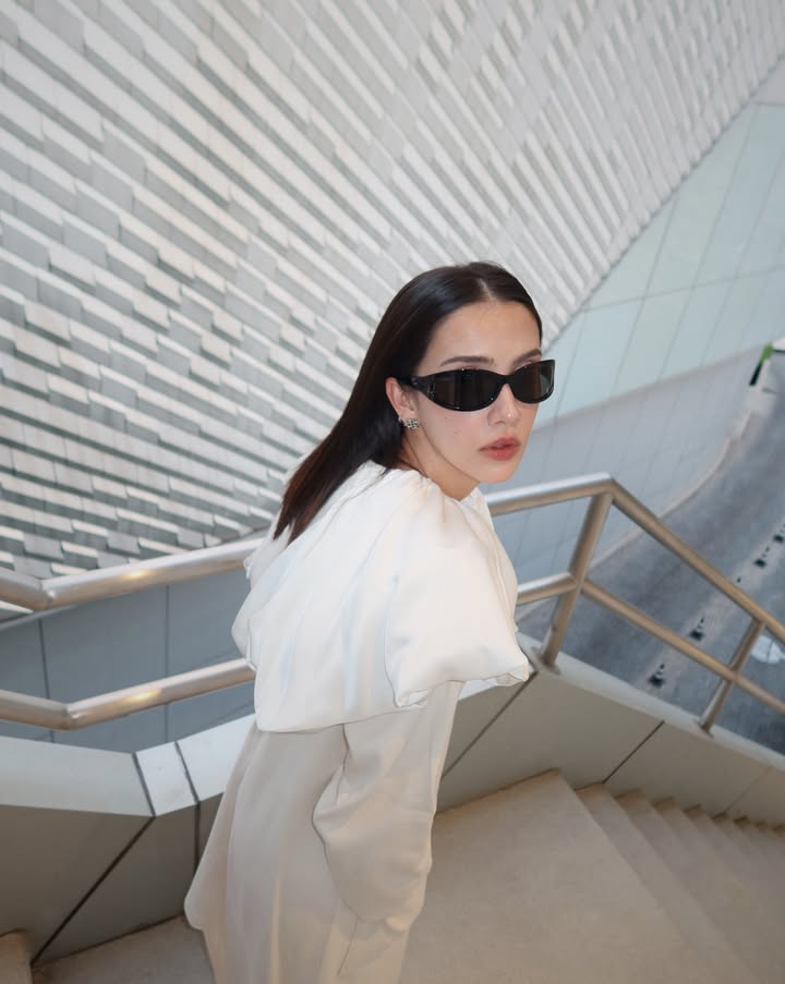 ซาร่า เล็กจ์