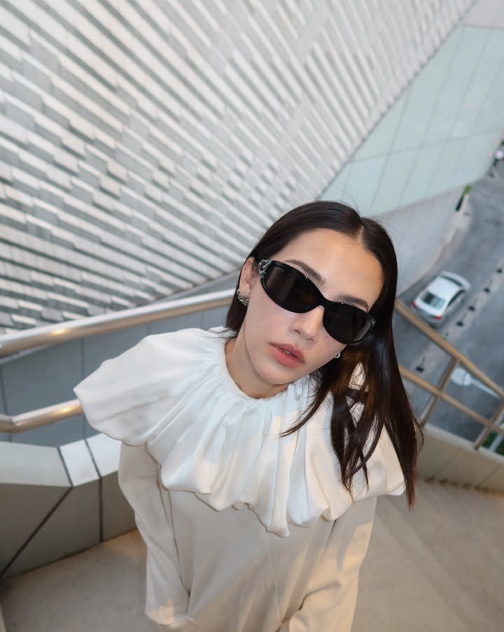 ซาร่า เล็กจ์