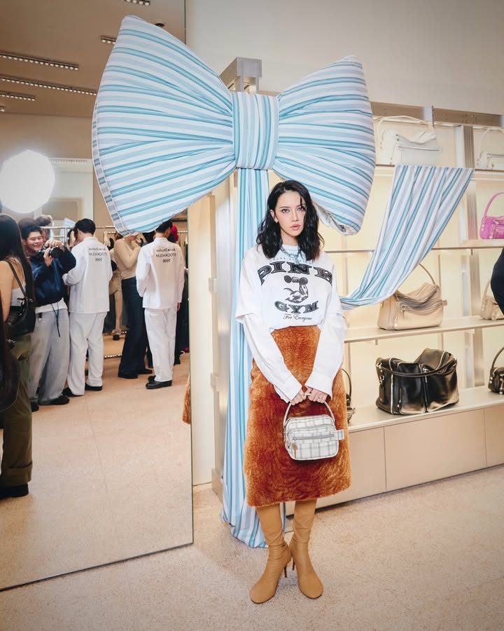 ซาร่า เล็กจ์