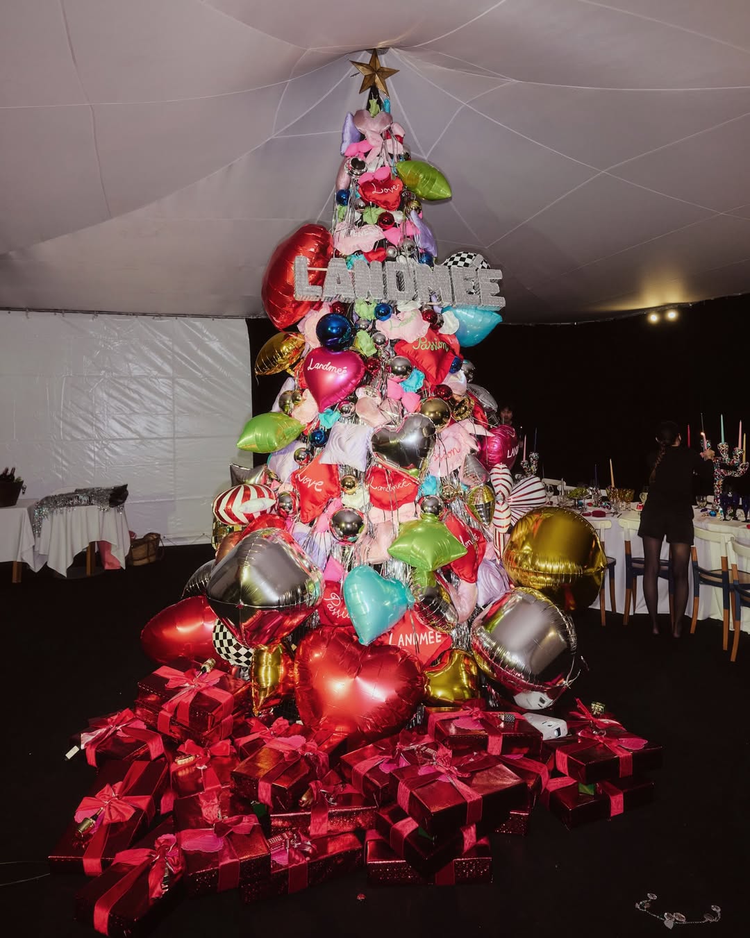 ซาร่า เล็กจ์