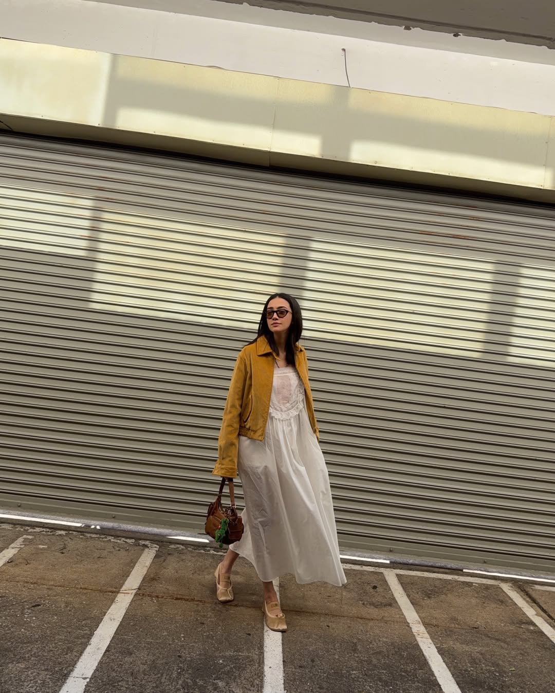 ซาร่า เล็กจ์