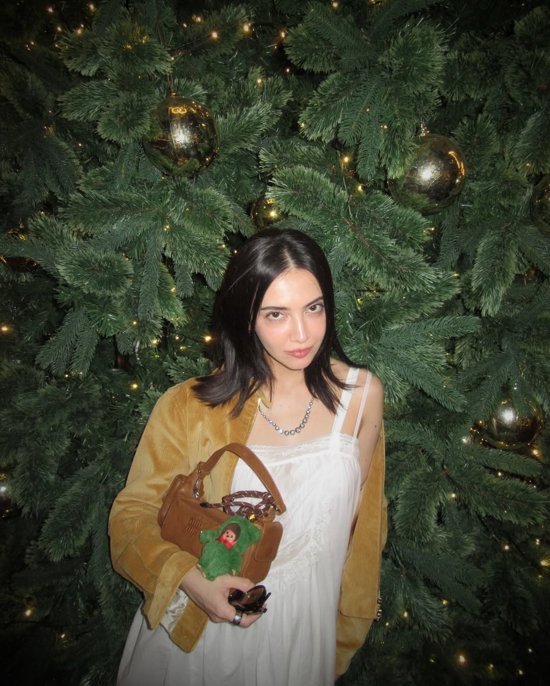 ซาร่า เล็กจ์