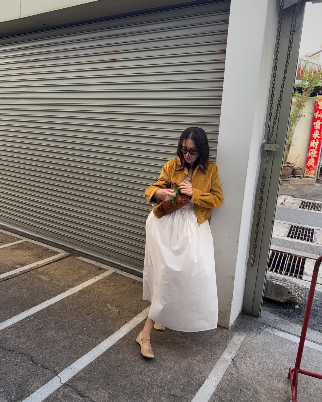 ซาร่า เล็กจ์