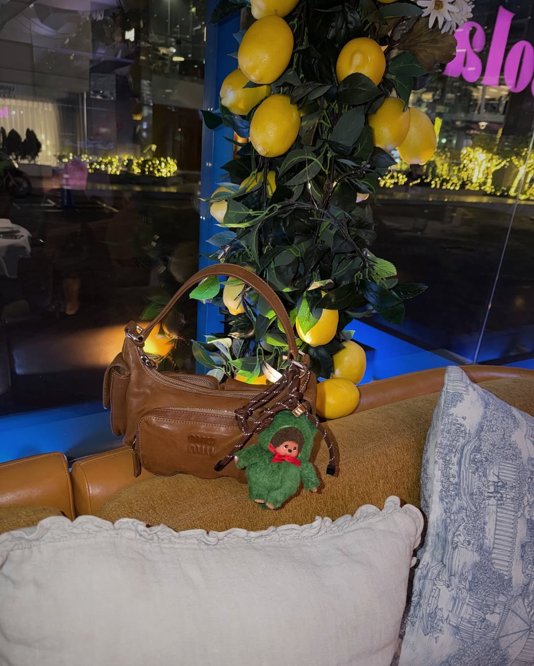 ซาร่า เล็กจ์