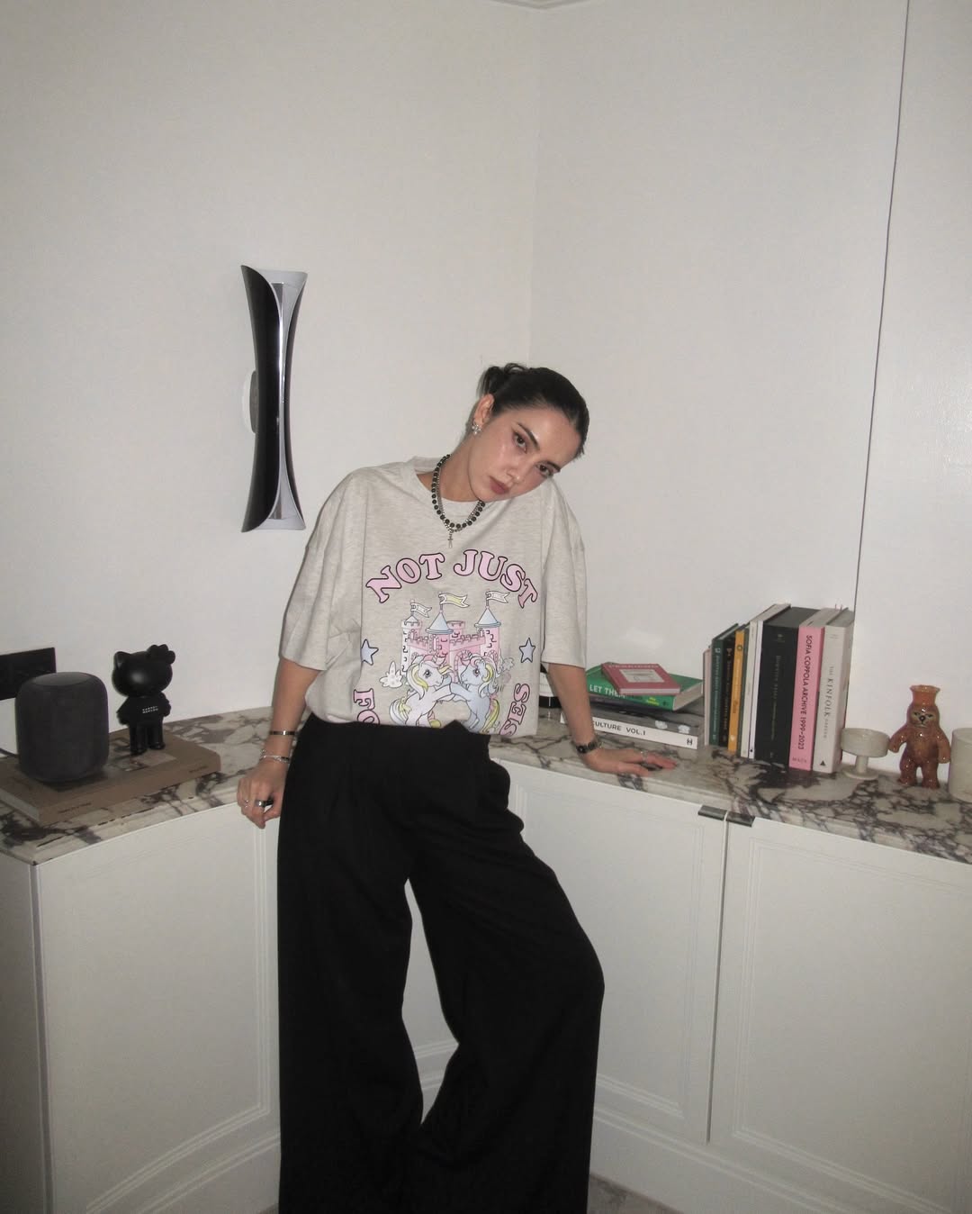 ซาร่า เล็กจ์