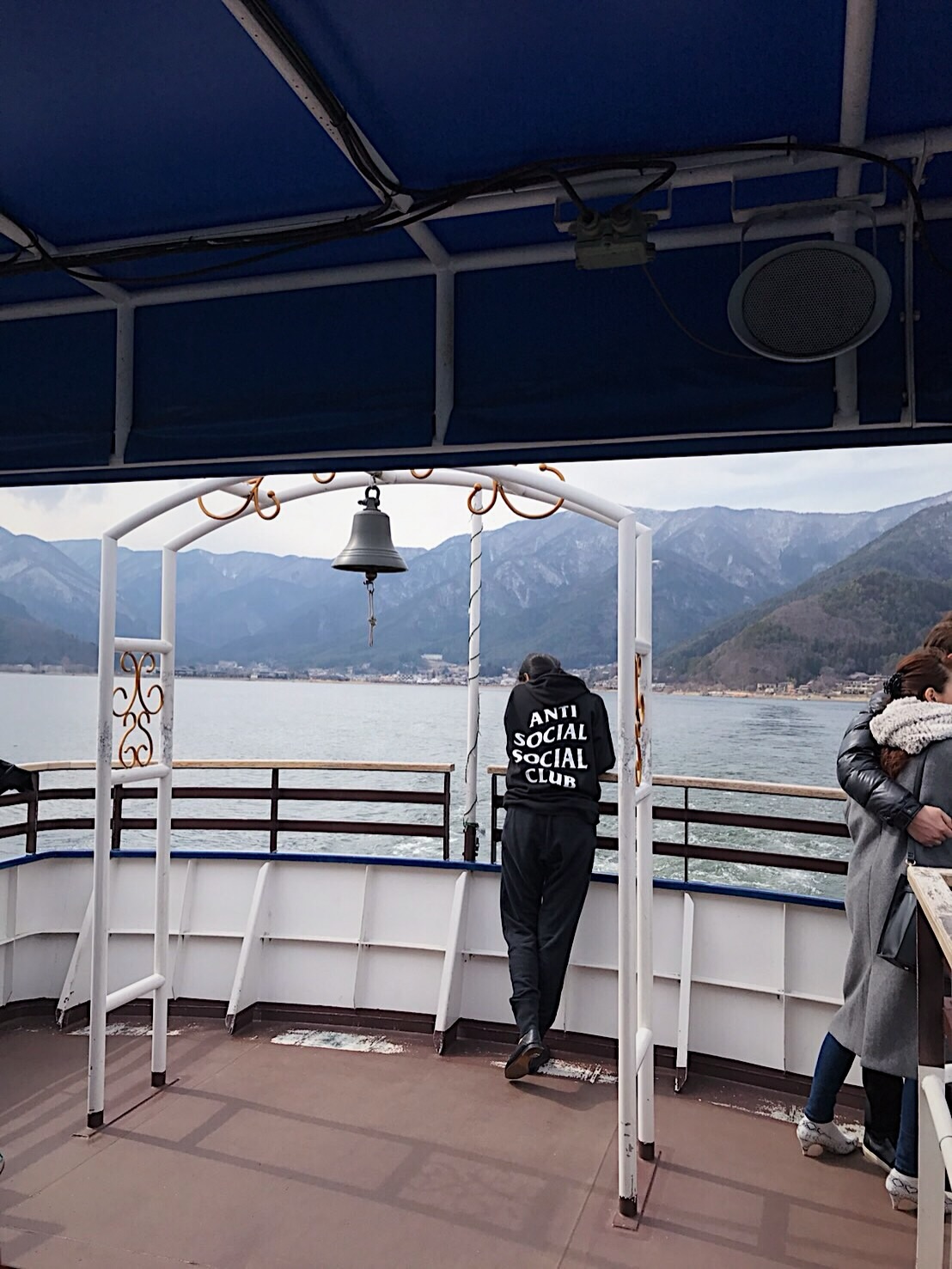 ซาร่า เล็กจ์