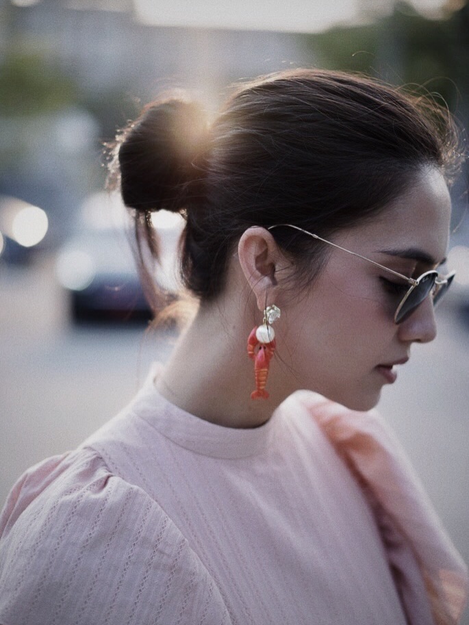 ซาร่า เล็กจ์