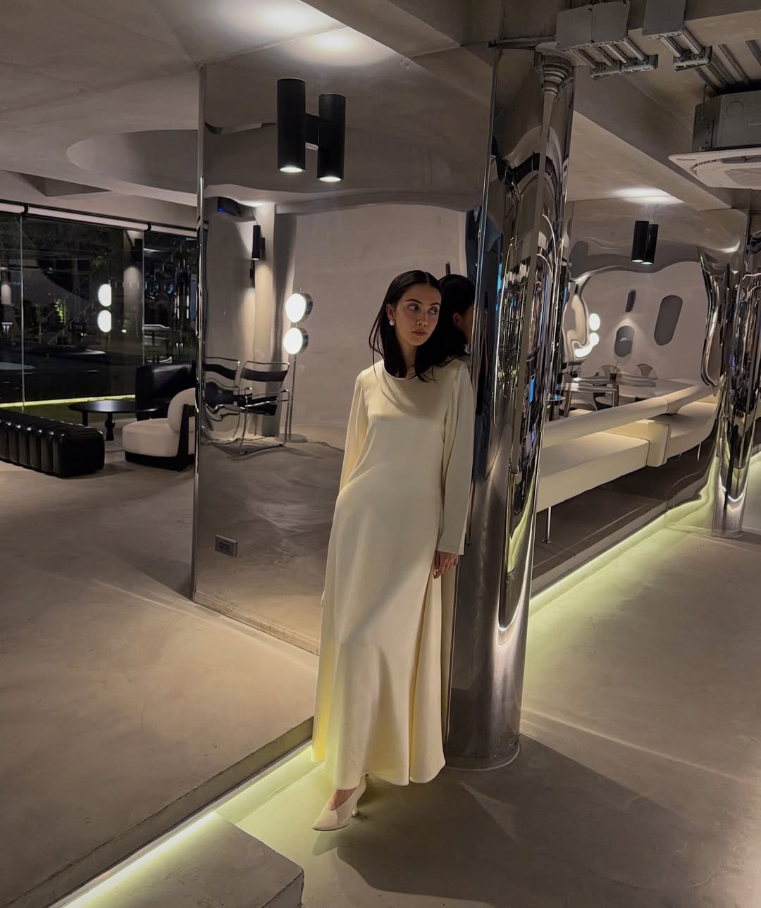 ซาร่า เล็กจ์