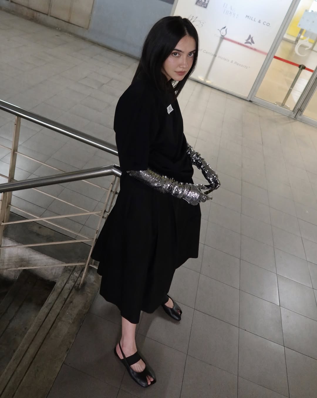 ซาร่า เล็กจ์