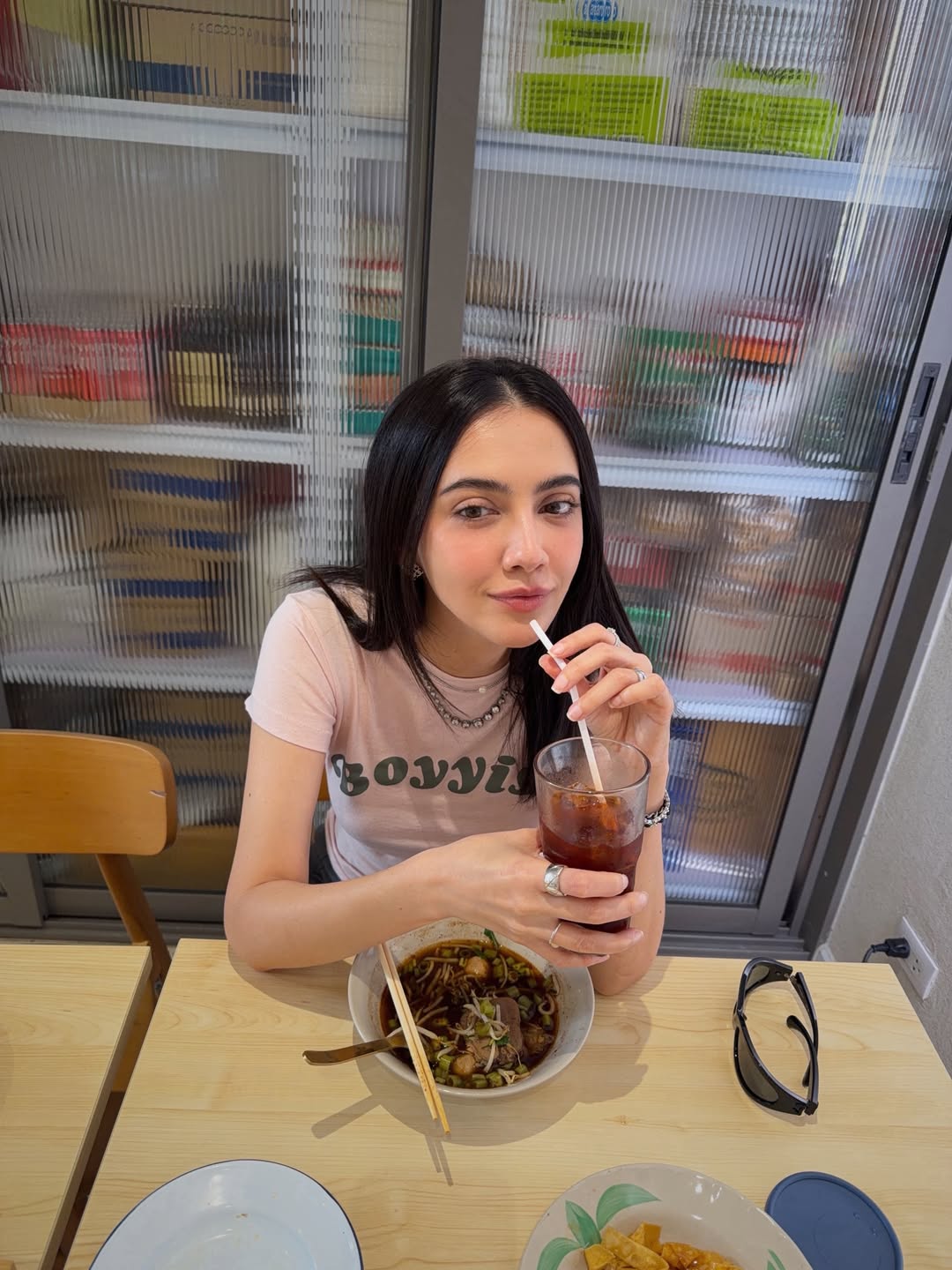 ซาร่า เล็กจ์