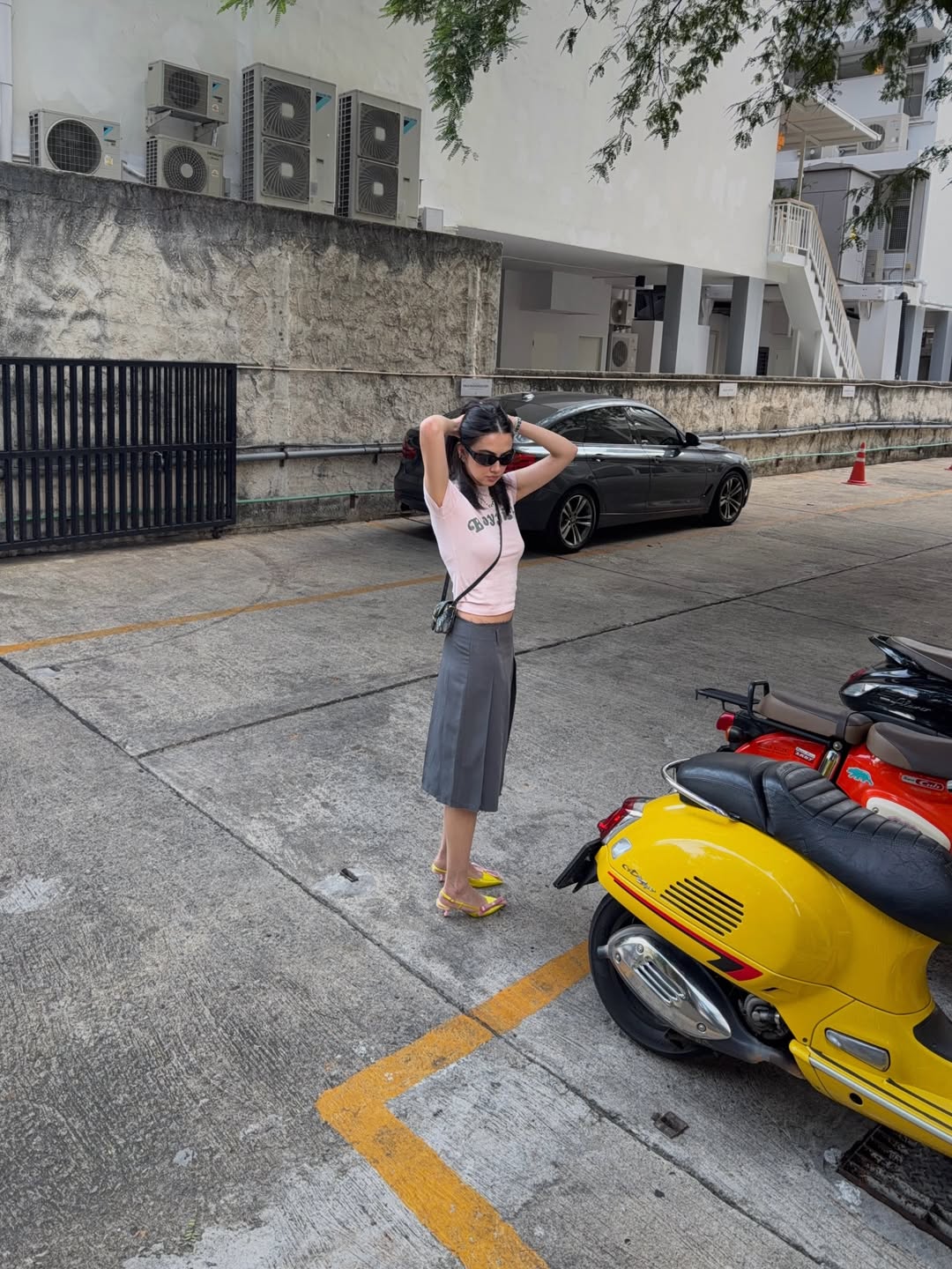 ซาร่า เล็กจ์