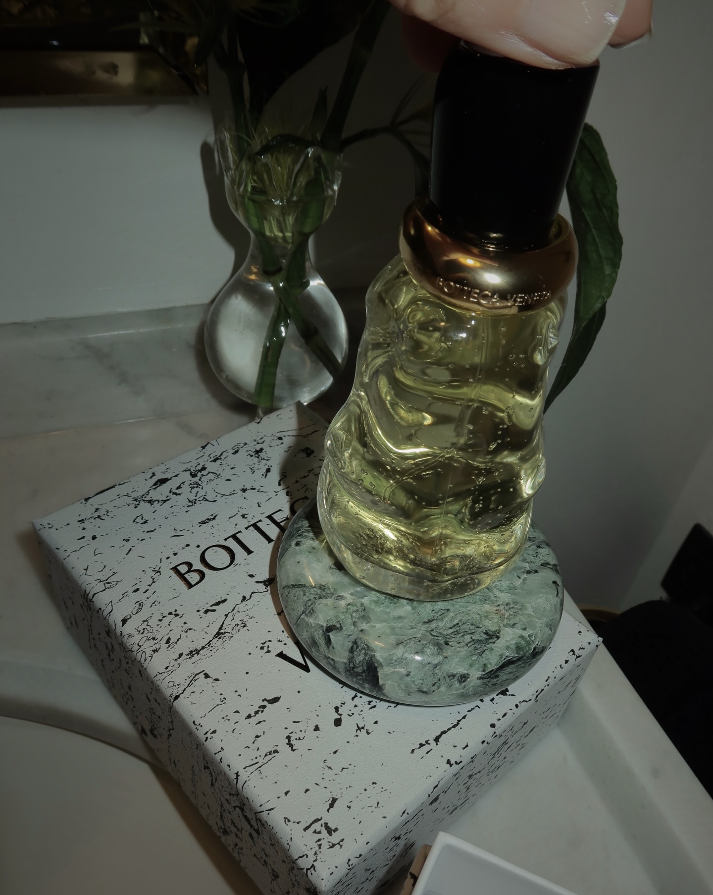 ซาร่า เล็กจ์