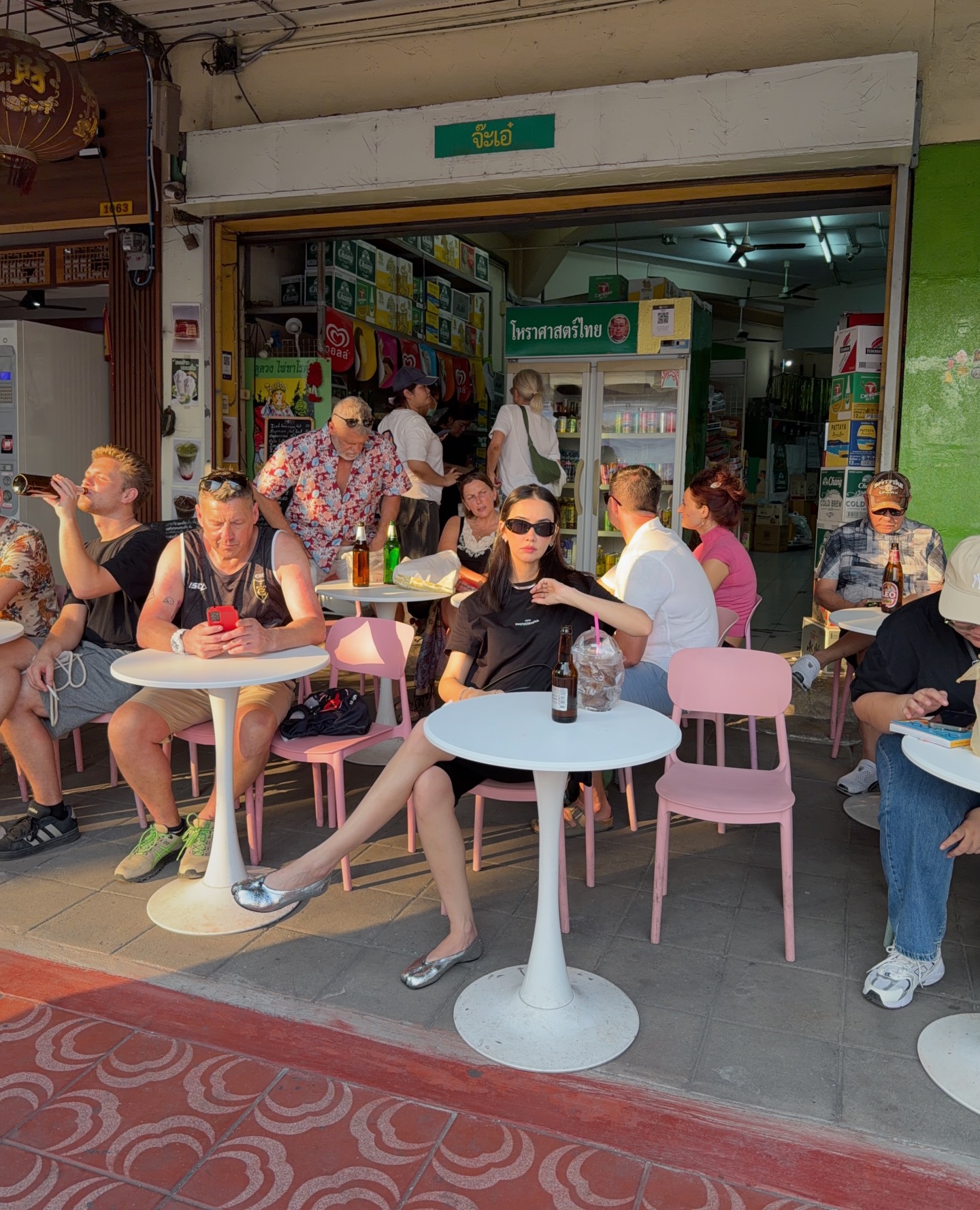 ซาร่า เล็กจ์