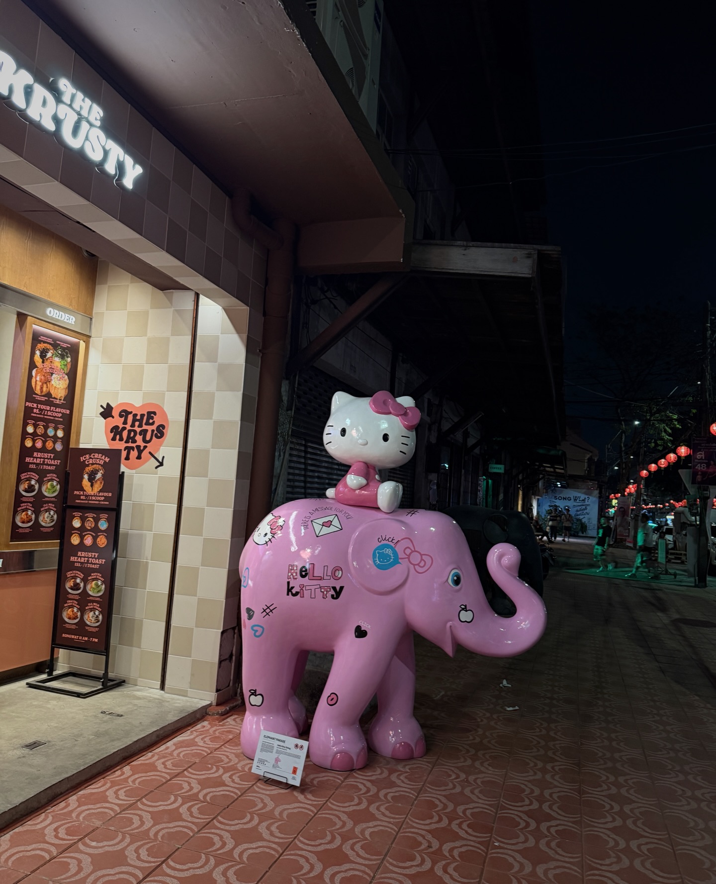 ซาร่า เล็กจ์