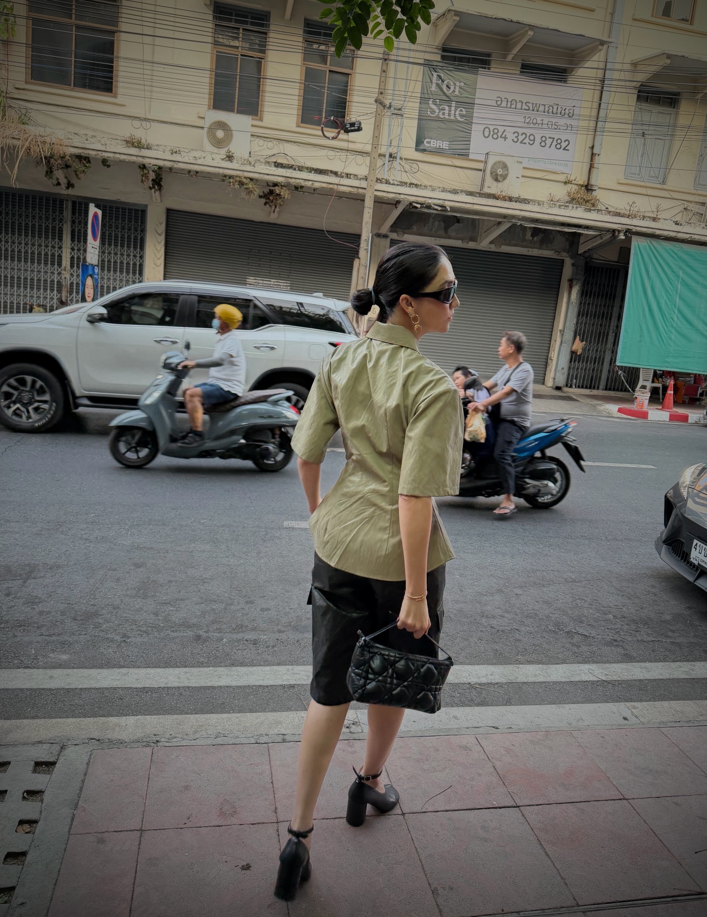 ซาร่า เล็กจ์