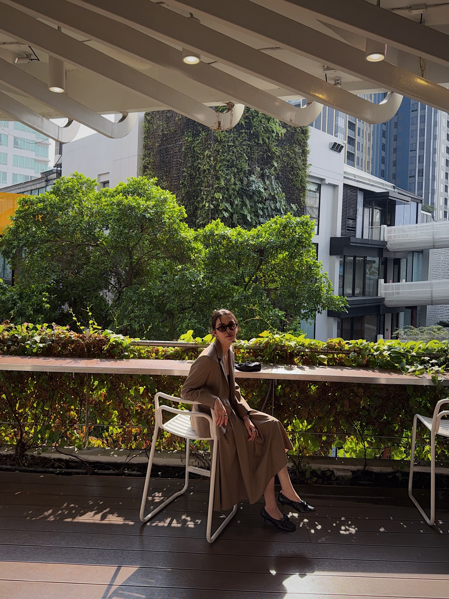 ซาร่า เล็กจ์