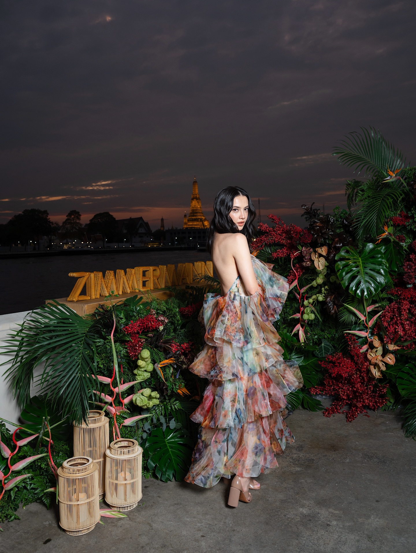 ซาร่า เล็กจ์