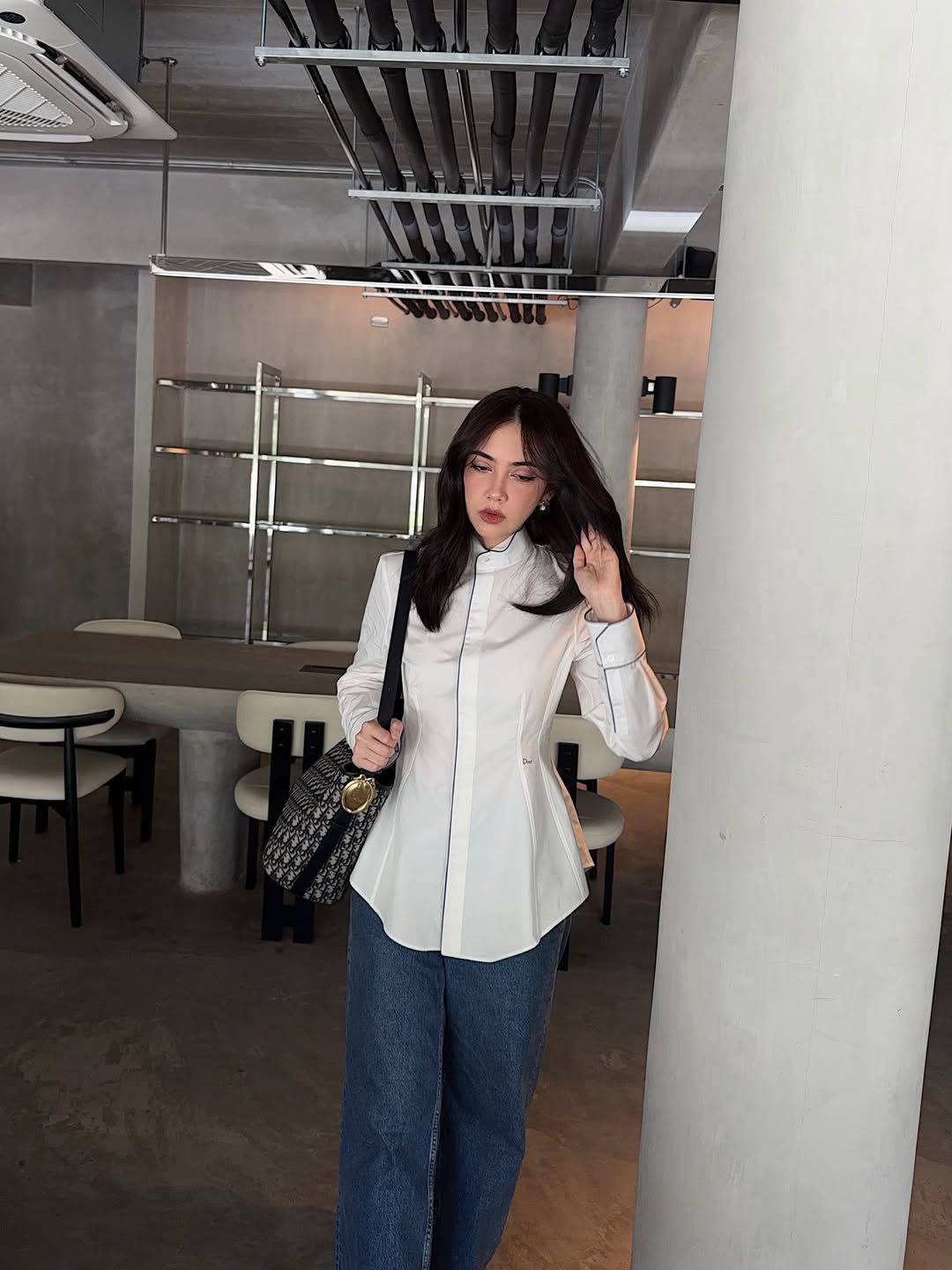 ซาร่า เล็กจ์