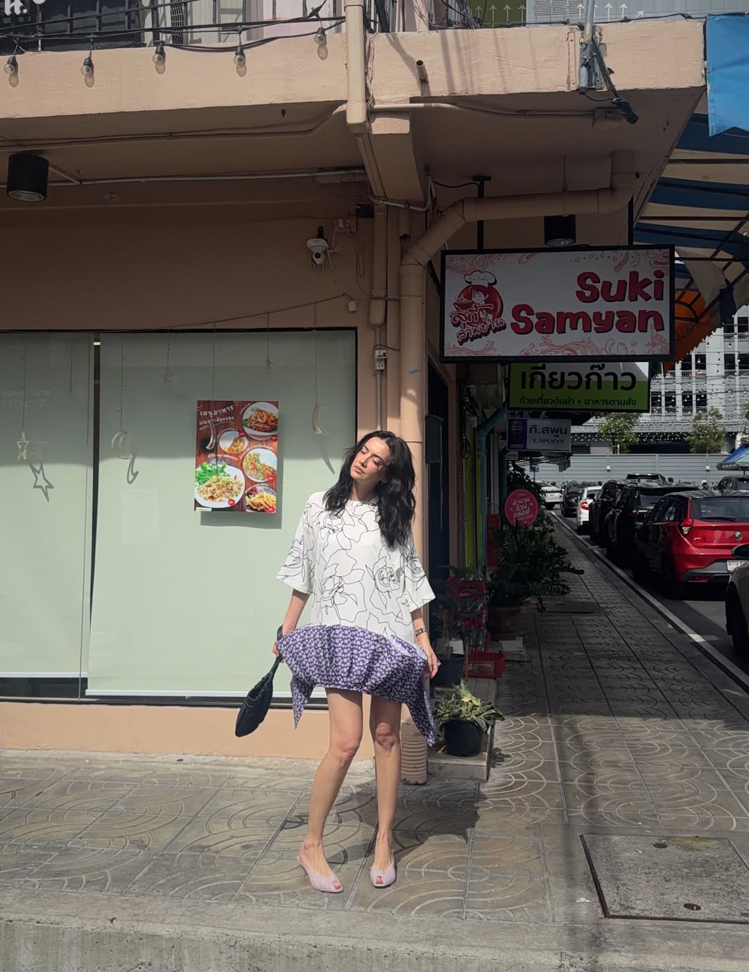 ซาร่า เล็กจ์