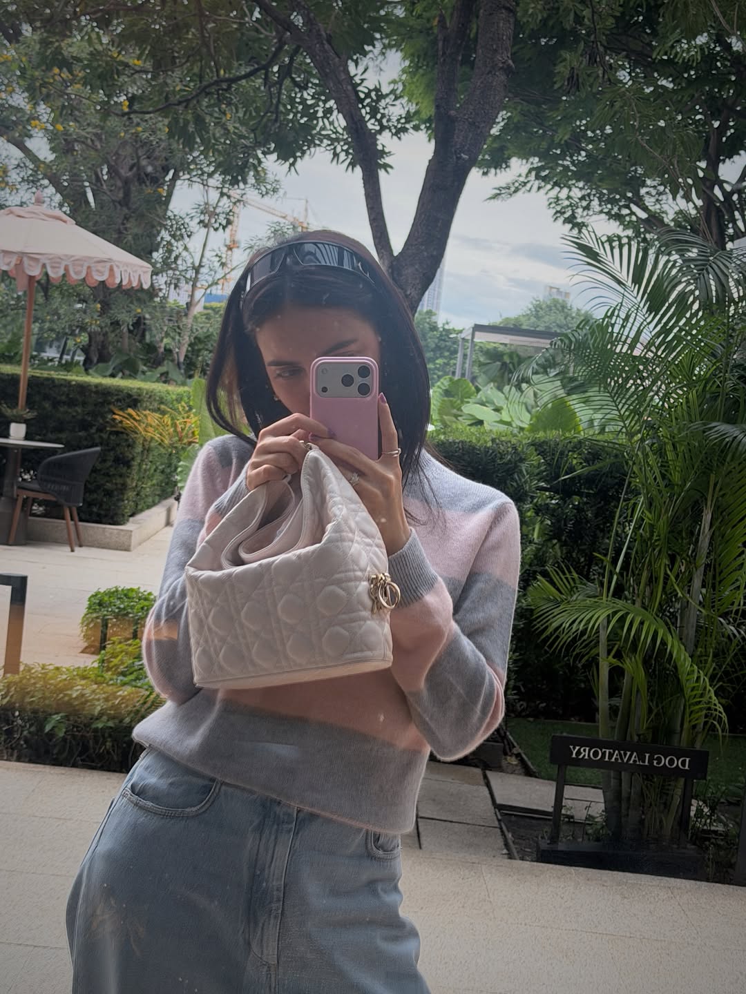 ซาร่า เล็กจ์