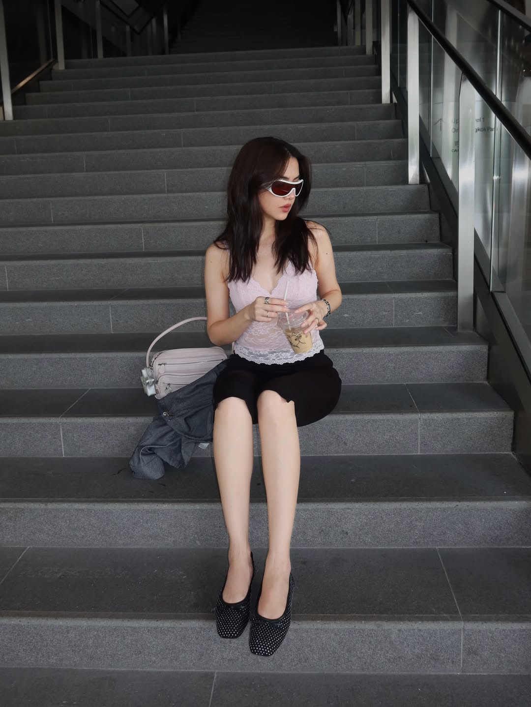 ซาร่า เล็กจ์