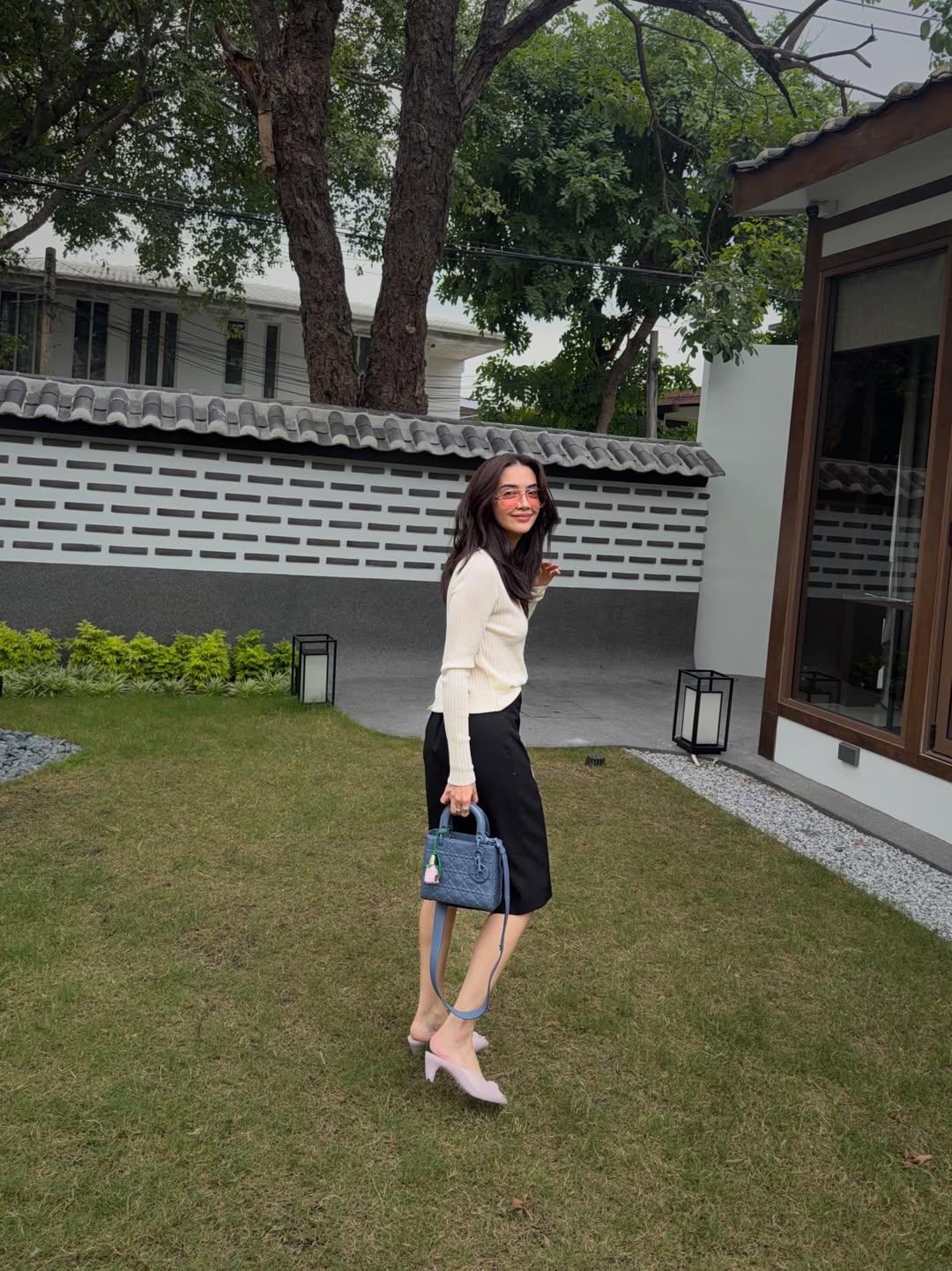 ซาร่า เล็กจ์